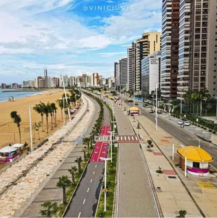 Flats Praia Mansa Aparthotel